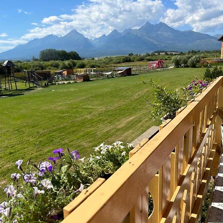 Apartliv Vel'ka Lomnica Exteriör bild