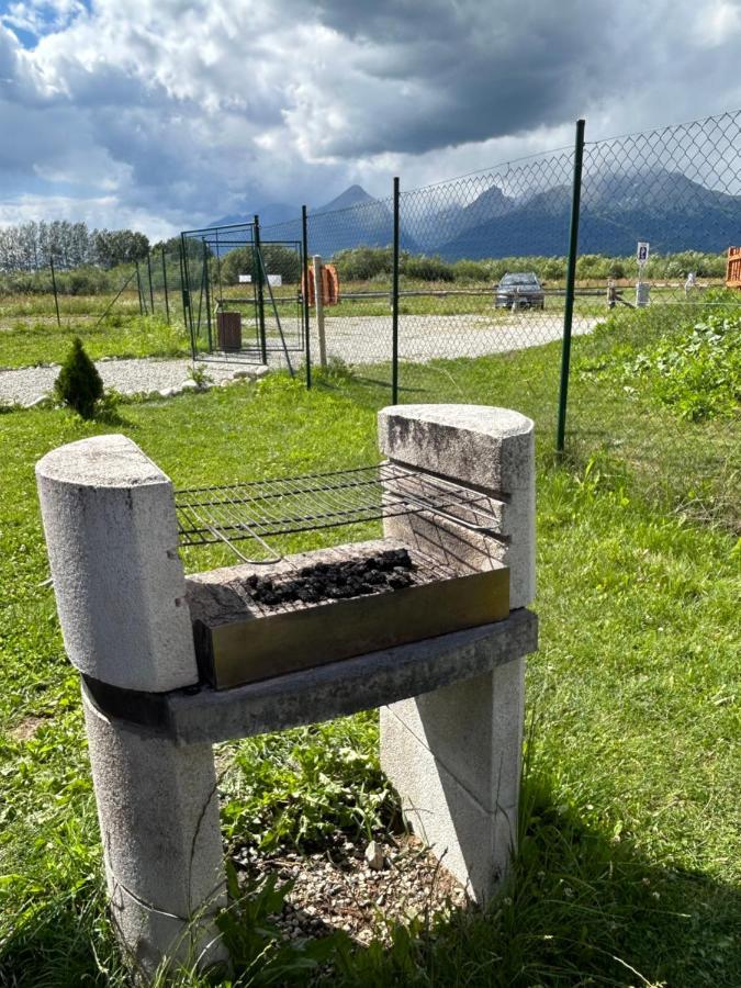 Apartliv Vel'ka Lomnica Exteriör bild